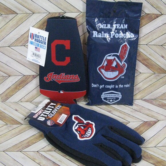 Cleveland Indians 3 Pc Lot Chief Wahoo Utility Gloves Rain Poncho Bottle Hugger - Picture 1 of 7